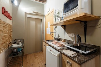Ainb Picasso Corders Apartments