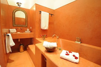 Dar Asam