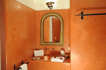 Dar Asam