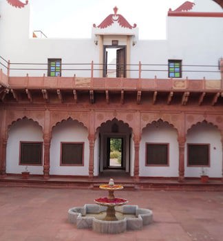 Amritara Chandra Mahal Haveli
