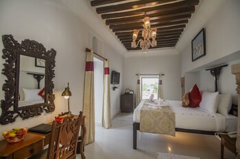 Amritara Chandra Mahal Haveli