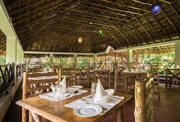 Amritara Shalimar Spice Garden Resort & Spa