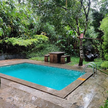 Amritara Shalimar Spice Garden Resort & Spa