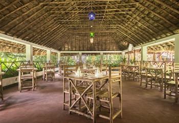 Amritara Shalimar Spice Garden Resort & Spa