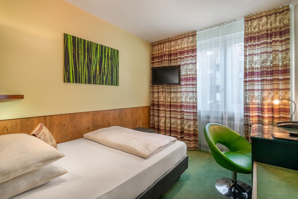 Hotel Arosa - Dusseldorf Oberkassel