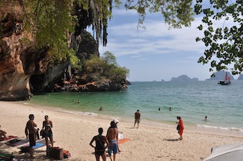 Diamond Cave Resort