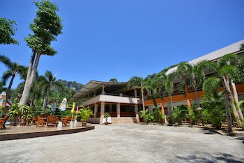 Diamond Cave Resort