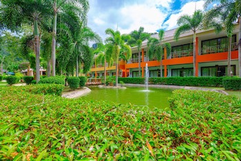 Diamond Cave Resort