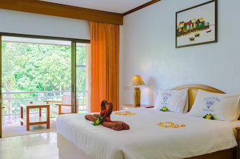 Diamond Cave Resort