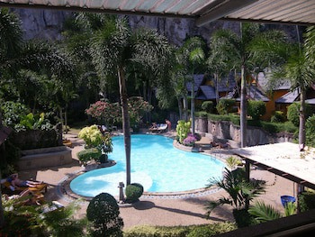 Diamond Cave Resort