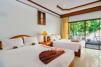 Diamond Cave Resort