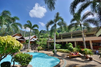 Diamond Cave Resort