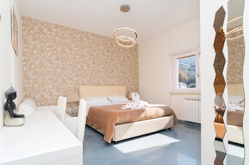 Emily Suites galeri fotoğrafı
