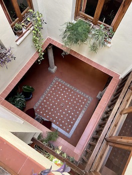 Almunia De San Miguel