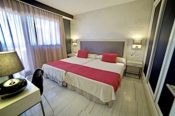 Casamaia Apartments