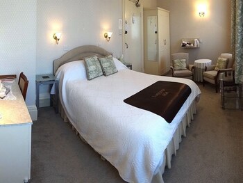 Chudleigh Hotel