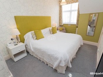 Chudleigh Hotel