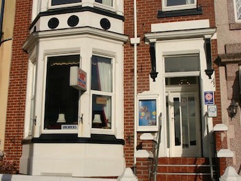 Clarron House Hotel