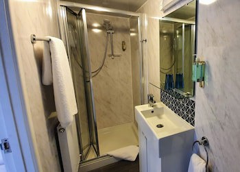 Clifton Guest House