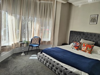 Clifton Guest House