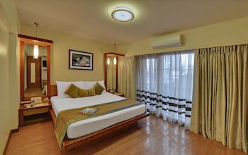 Grand Residency Hotel & Serviced Apartments