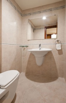 Grand Residency Hotel & Serviced Apartments