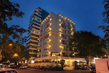 Grand Residency Hotel & Serviced Apartments