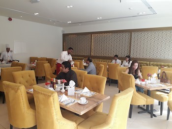 Royal Falcon Hotel galeri fotoğrafı