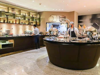 Joy Nostalg Hotel & Suites Manila Managed By Accorhotels