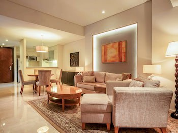 Joy Nostalg Hotel & Suites Manila Managed By Accorhotels