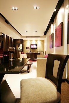 Grand Inn Hotel