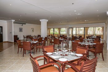 Dhafra Beach Hotel