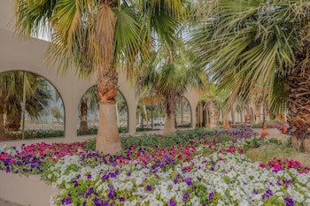 Dhafra Beach Hotel