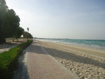 Dhafra Beach Hotel