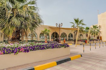 Dhafra Beach Hotel