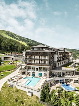Falkensteiner Hotel Cristallo