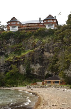 Isla Victoria Lodge