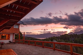 Isla Victoria Lodge
