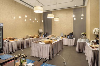 Golden Tulip Ana Dome