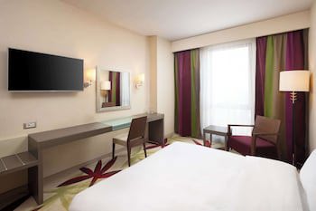 Golden Tulip Ana Dome