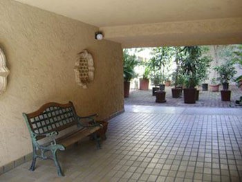 Hotel La Villa De Zaragoza