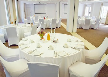 Le Franschhoek Hotel And Spa By Dream Resorts