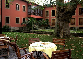 Parador De Gijon