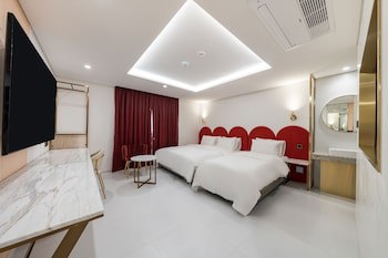 Amourex Hotel
