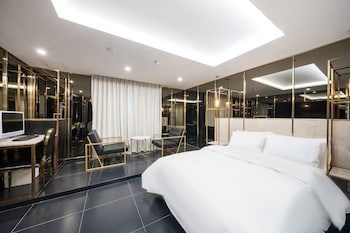 Amourex Hotel