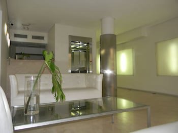 Art Suites