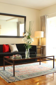 Art Suites