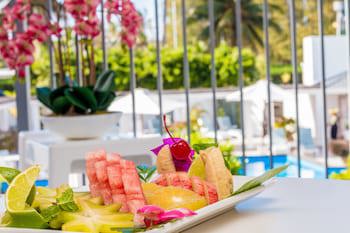 Muri Beach Club