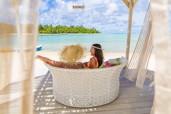 Muri Beach Club