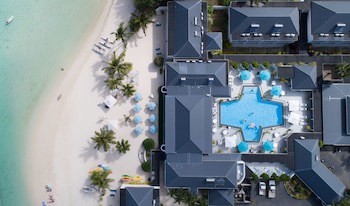 Muri Beach Club
